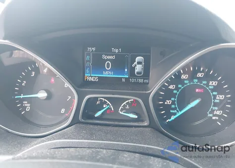 2016 Ford Escape Se z USA, uszkodzony, nr VIN 1FMCU9GX8GUB29496